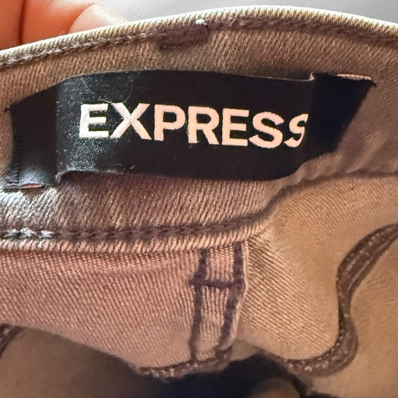 Express Ankle Legging Mid Rise‎ Jeans with Raw Hems - Picture 6 of 7